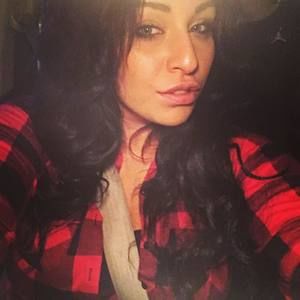 Meet your Posher, Sana